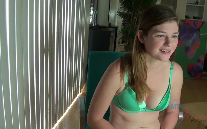 ATK Hairy: Lara Brookes Cam Show