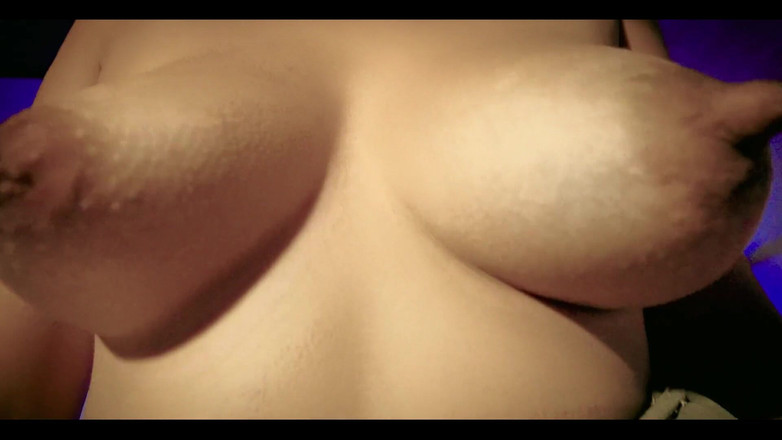 Sammy_corazon: Czy powinienem też ssie twojego penisa?