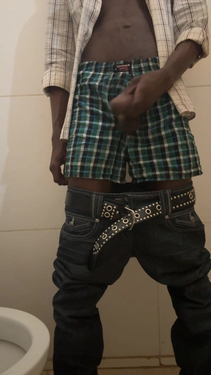 Slimniqqa: Bro Got Horny at Work He Had to Beat His...