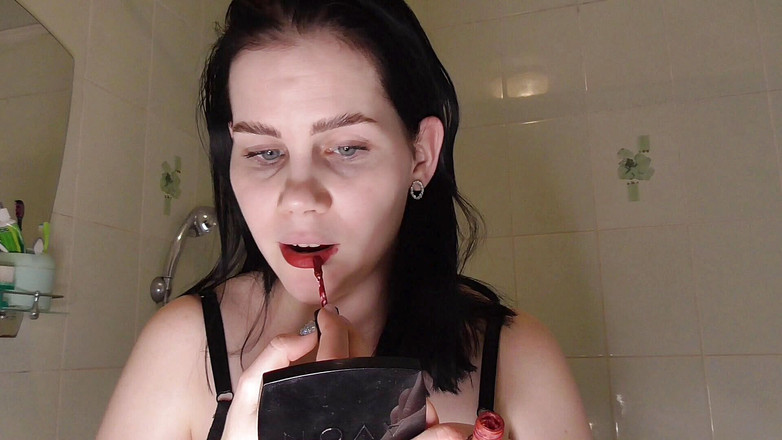 Anna Sky: Anna'nın ateşli kız arkadaşı ve işiyor