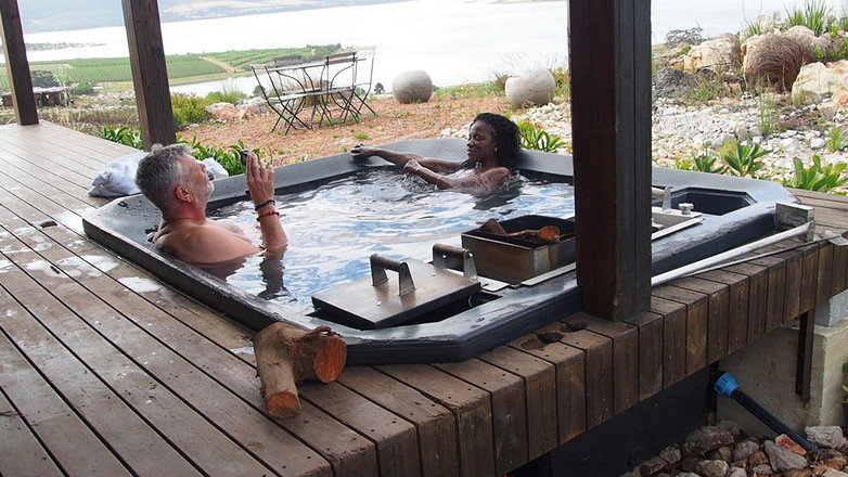 Black Swan: 구름 속의 새벽