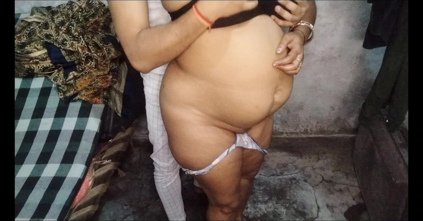 Yourgeeta8899: 가오의 아름다운 시누이는 사리에 굉장하게 남아 있었다.