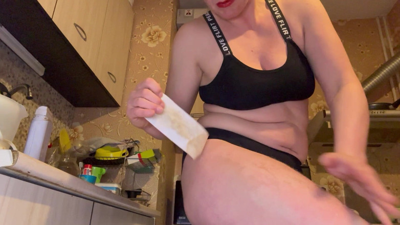 Putarankahotmilf: Waxing My Hips, so Hurtful but Getting Soft and Nice
