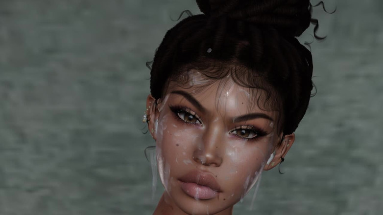 Pozi: Saya dan istri saya berada di virtual