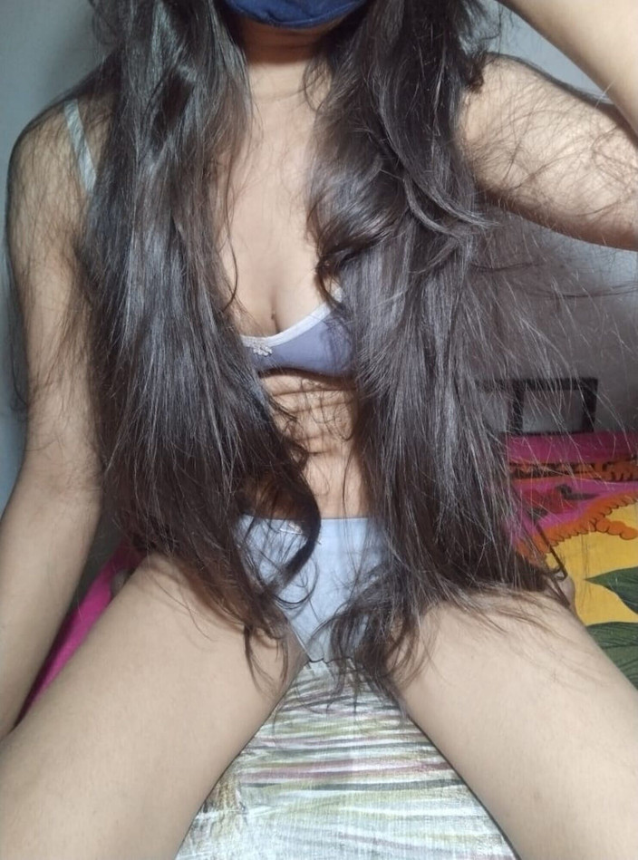 YOURANSU: 妻が一人で自慰を披露する