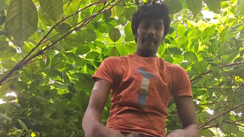 Charmer1999: Outdoor Jerking and Balls Play