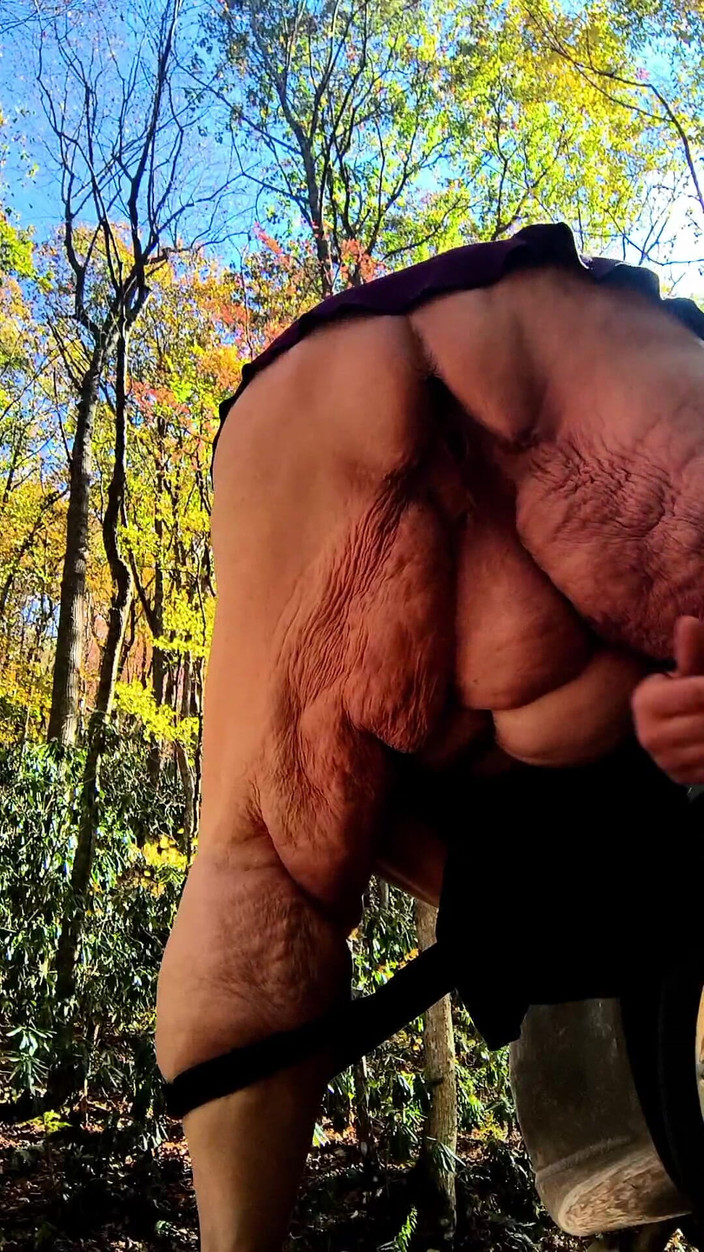 HerculesnVENUS: Mandi pepek membuat laluan memancut mani