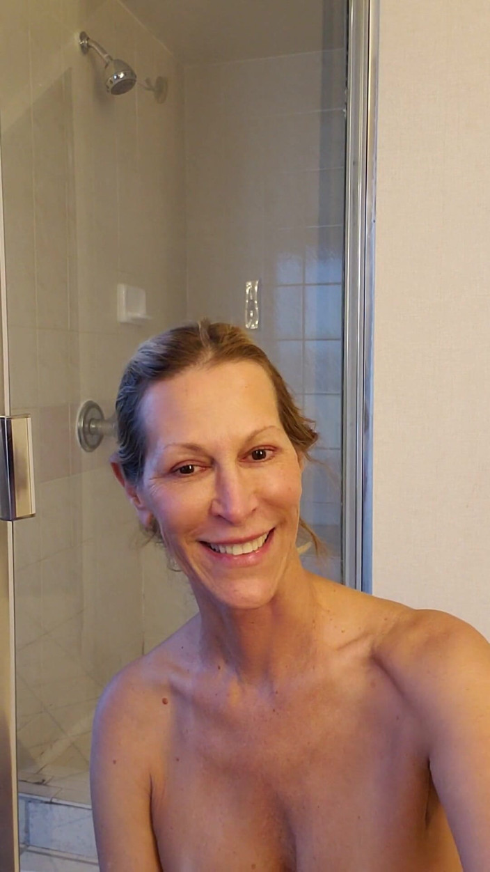 JessRyan: MILF Camgirl Jess Ryan Ass skakar N striptease