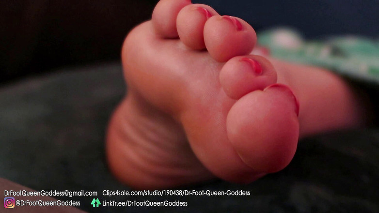 Dr. Foot Queen Goddess: 放松沙发脚底完整版