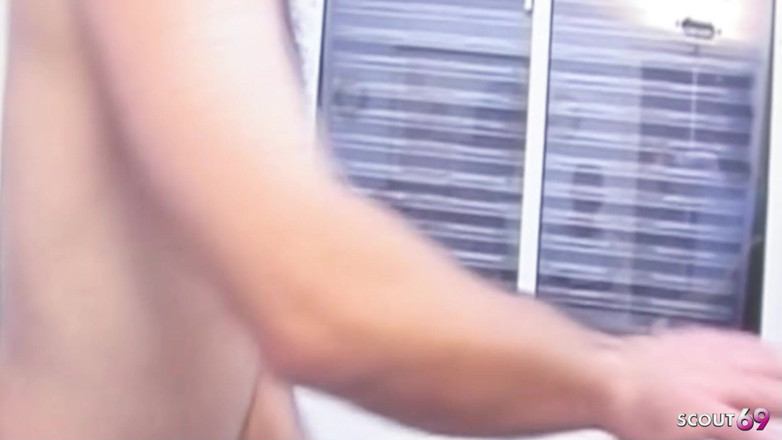 Shemale TS Collection: 쓰리섬에서 두 명의 핫한 트란니 소녀에게 후장 따먹히는 남자