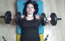 Goddess Misha Goldy: Jsem silnější než ty! Uctívání svalů a svalová dominance!