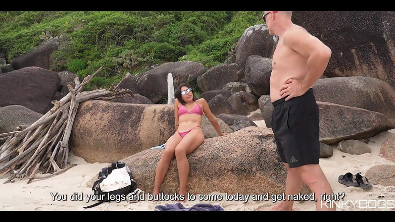 Fablazed: M-am dus într-un loc străin pe care l-am întâlnit la plajă să...