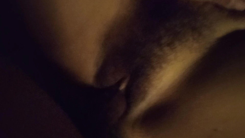 Lovely hairy pussy: Submisivní masérka mi dala cokoli, co má