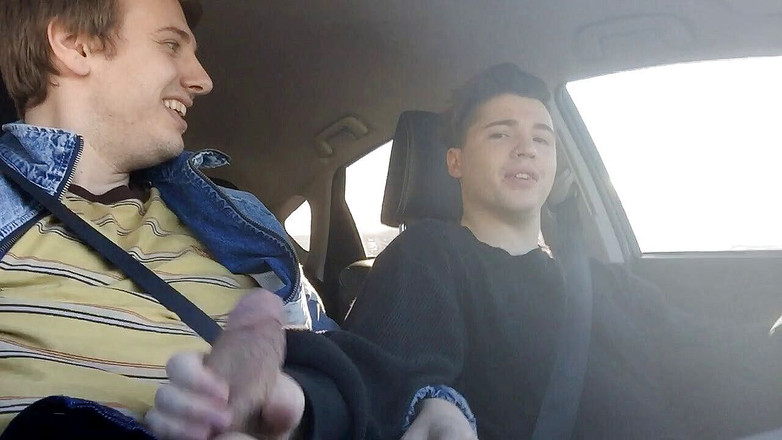 Hvnter: Skuteční nejlepší přátelé překračují sexuální hranice