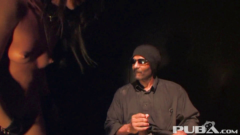 PUBA: Жизель принимает огромный черный хуй, чтобы компенсировать черного мужчину