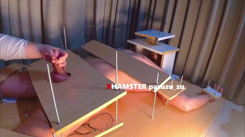 Pazuzu_zu: Domina füße kitzeln &amp; qual + necken handjob + ruiniert orgasmus (extra handjob)