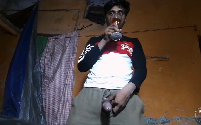 Indian desi boy: Piss Drinking Porn