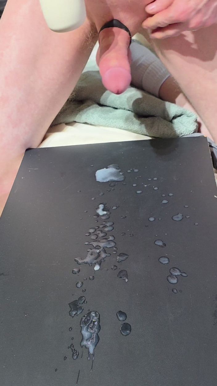 Ginger Wolf: Cum Cum Cum