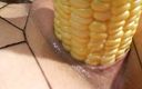 Popp Sylvie: Squirt twice with a corn on the cob