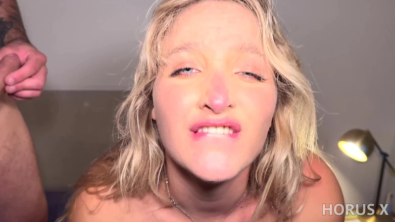 Horus X: Chloe Chevalier dublu-penetrată în sex în trei sexy