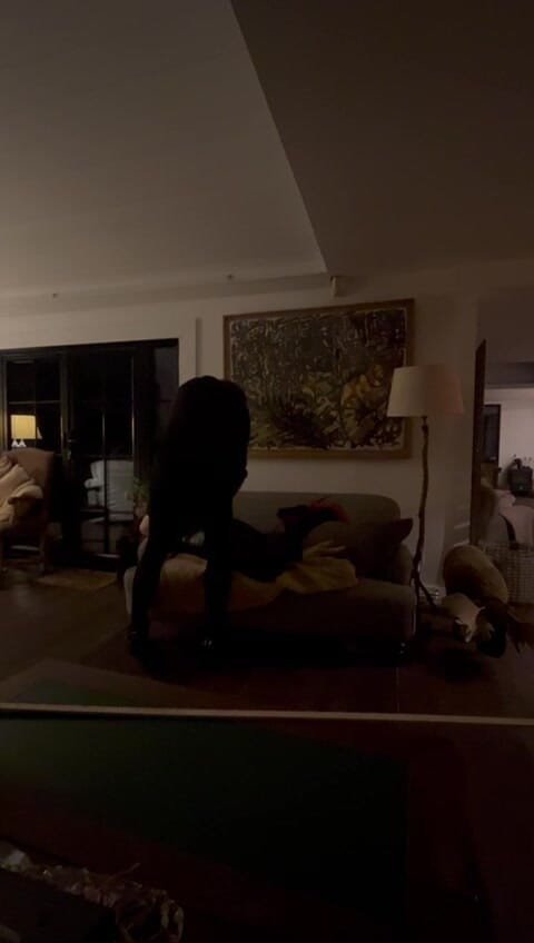 Roxxie: Spanking!