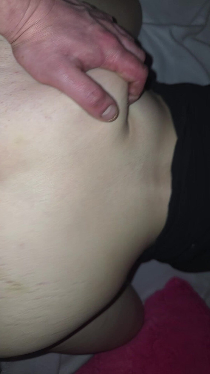 Mora_2000: Cachonda follada por el culo