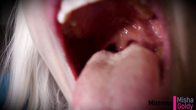 Goddess Misha Goldy: Va à l’intérieur de moi dans ton clan ! Fétiche de dévorer !