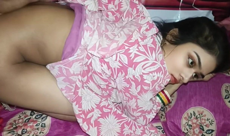 Sital: Video seks tante cantik India dan gadis india lagi asik...