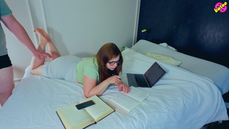 beauty_and_the_other_one: Ich muss jetzt lernen, aber Sie können meine muschi kostenlos...