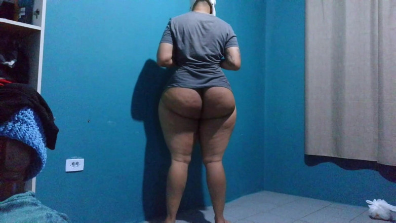Sissy sapeca studio: Big Ass Tranny