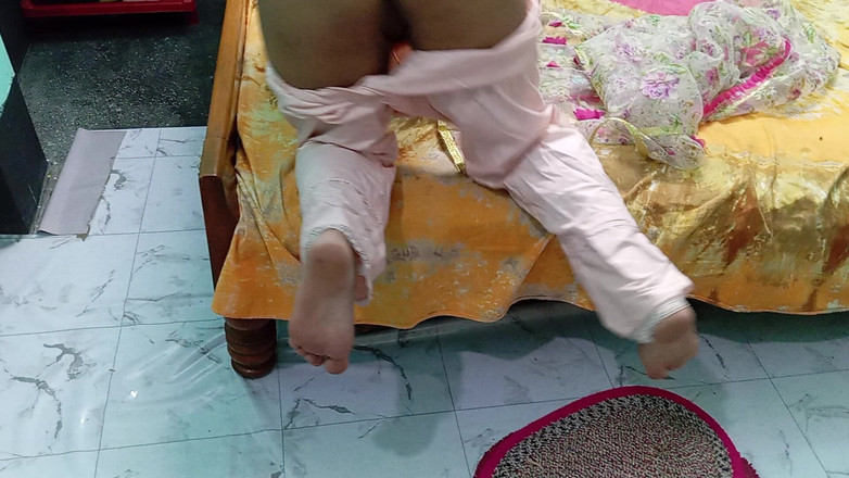 Sumahomesex: 大学のガールフレンド対彼氏