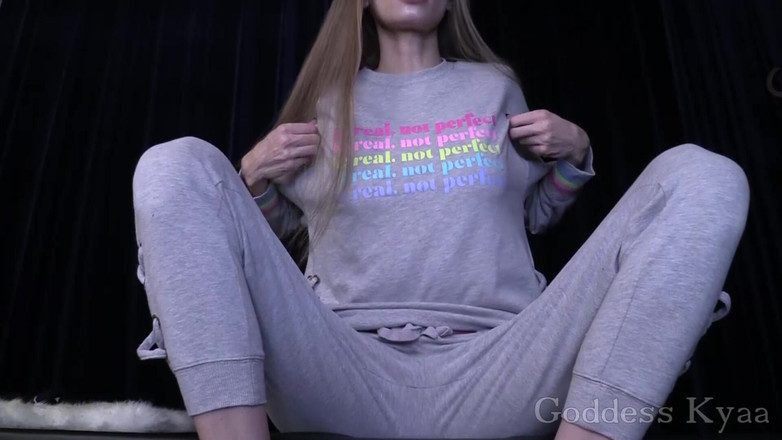 Kyaa Chimera: Inducción de fetiche de algodón gris