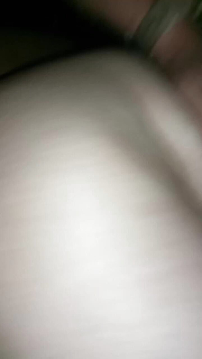 E-Alfa: Sie ist meine schlampe