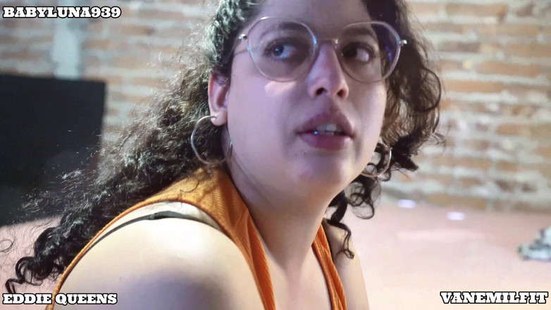 Eddie Queens: Mia moglie ebano in forma ci ha sorpreso a scopare...