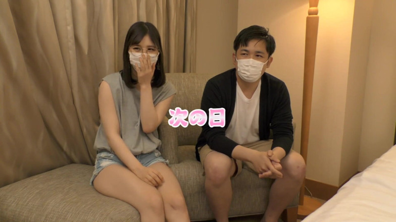 Raptor Inc: Pasangan sebenar! Dia berkongkek dengan cuckold di hadapan teman lelakinya...