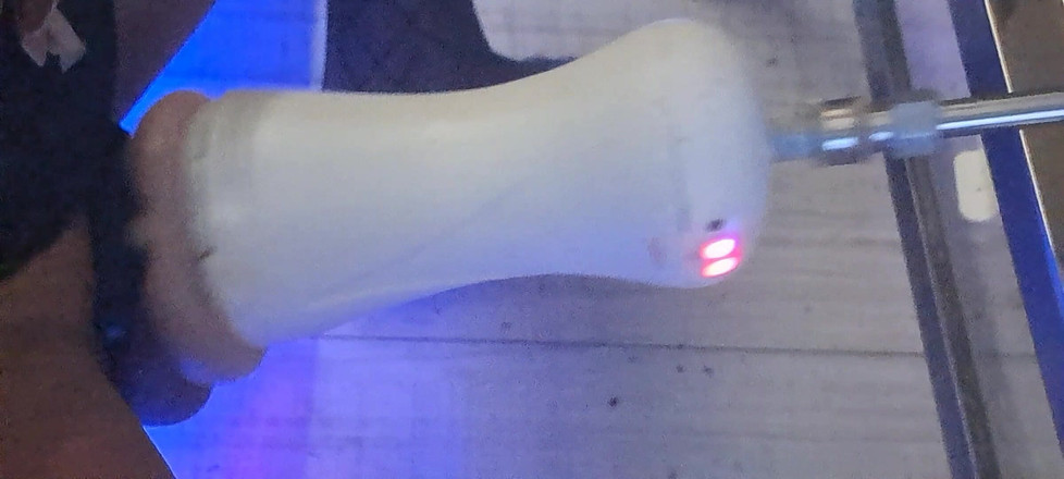 Shana Swarofski: Masturbazione con la fleshlight!