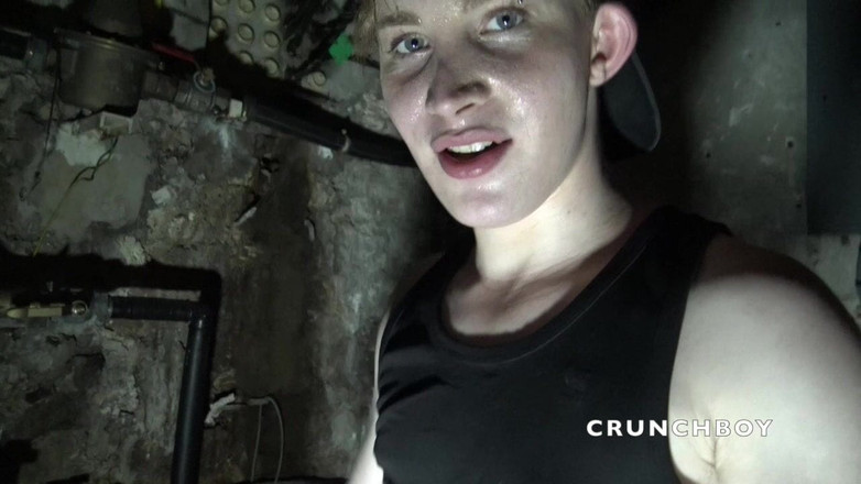 Bareback family club: Блондинку повію відтрахав гетеросексуальний допитливий