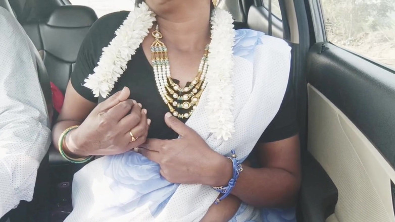 Telugu honey lips: E-2, P -3, Cakap Kotor Telugu, Cakap Kotor Telugu. Makcik Saree...