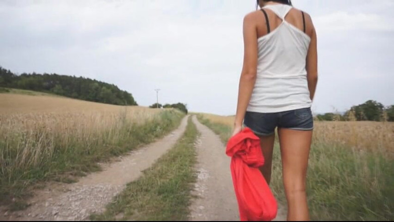 Watch4beauty: Poppy Girl