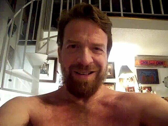 Hairyartist: Hairyartist dalam saya pancut begitu keras untuk awak