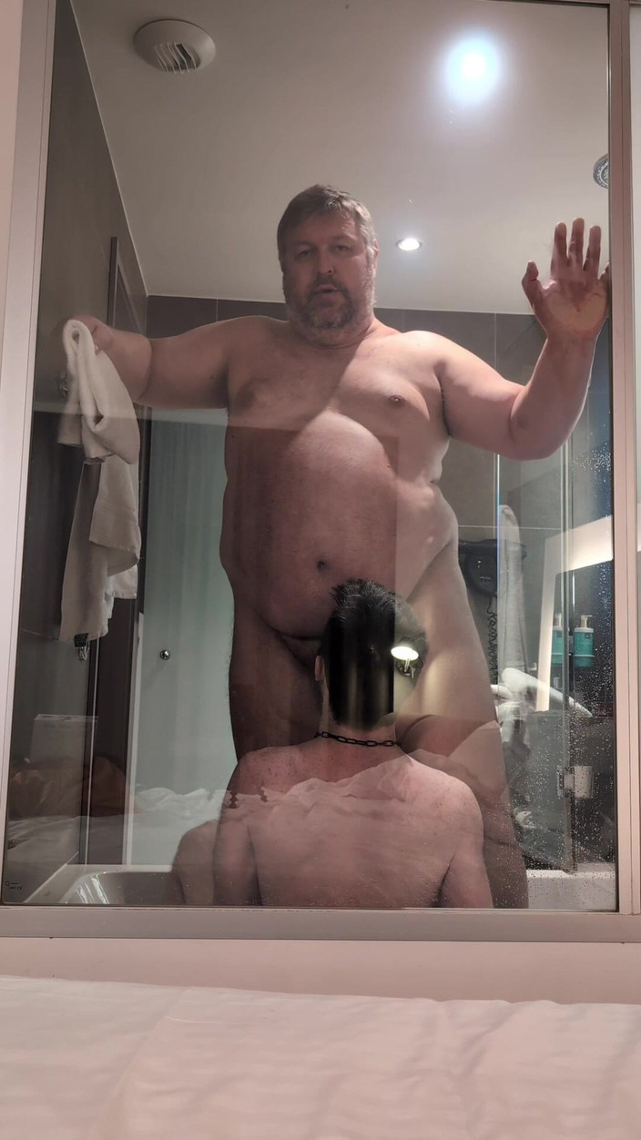 Mart_the_cat: Mon Beau-père Me Baise Dans La Salle De Bain