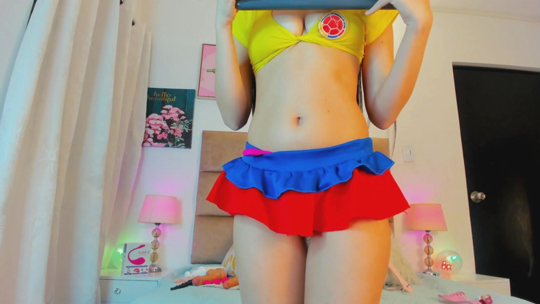 Amaiasonn: I'll Dance and Seduce You so You'll Fuck Me and...
