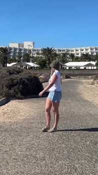 Desperate Wetting Jeans Shorts in Public