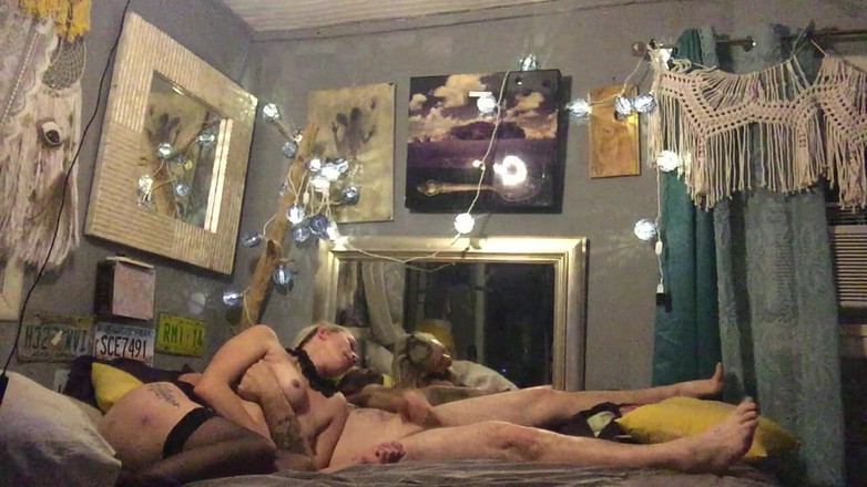 Ronjon0069: Crot sperma terbaik