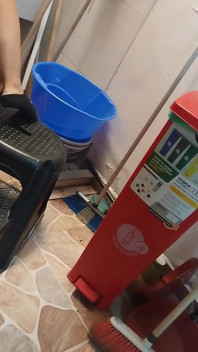 Chceš vědět, jak můj zadek vypadá, pojď mě ošukat