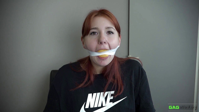 Gag Attack: Red Foxy - birden fazla tıkaç