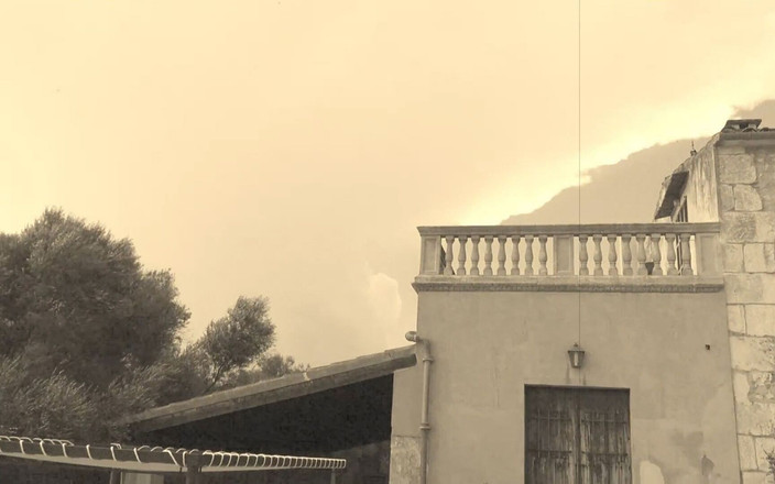 Emma Secret: 被诅咒的芬卡！- - 性对抗诅咒！