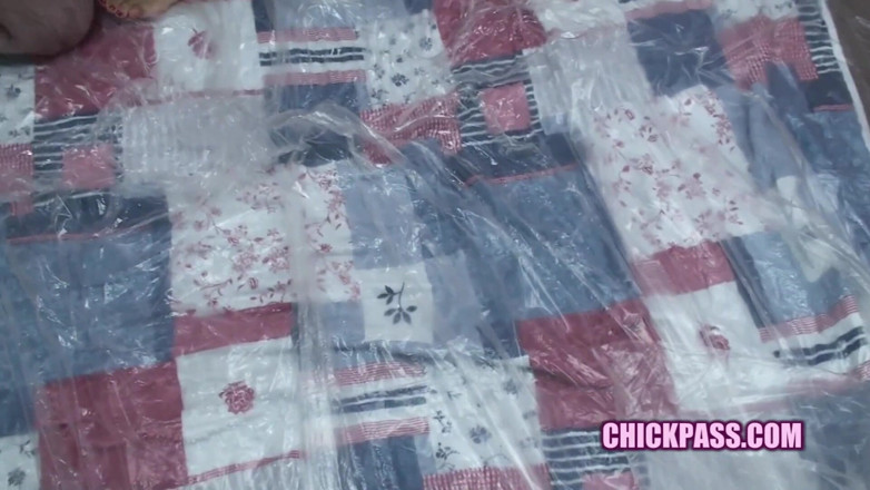ChickPass Amateurs: Lina's covered in oil and getting fucked