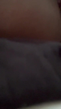 Making Myself Horny While I Wait