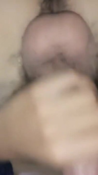 Chico Masturbandose Su Gran Polla Velluda